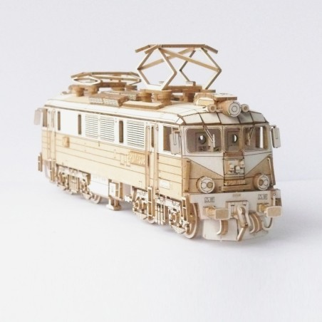 Lokomotywa EP07-338 - 1:64 - model wycięty laserowo