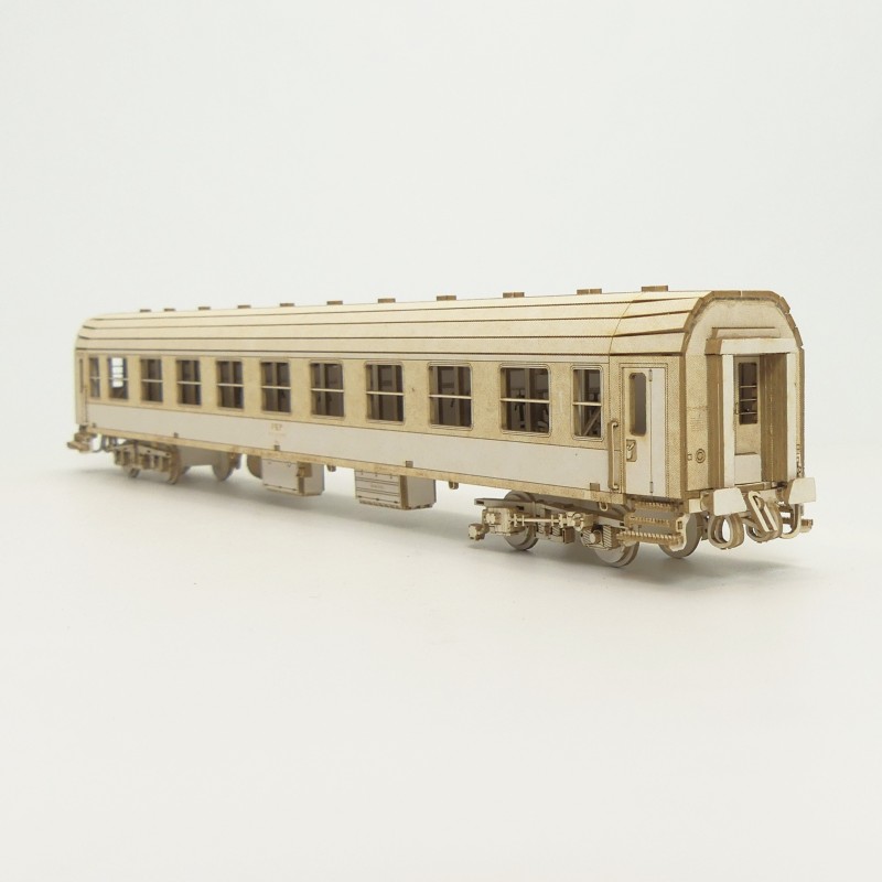 Wagon Osobowy HCP-112A - skala 1:64 - model wycięty laserowo
